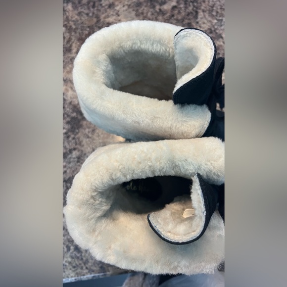 Cole Haan Black suede and faux shearling boots - Picture 9 of 9